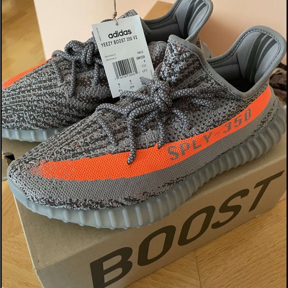 Brand New Yeezy Beluga V2 Reflective Size 9.5 US - Picture 3 of 5
